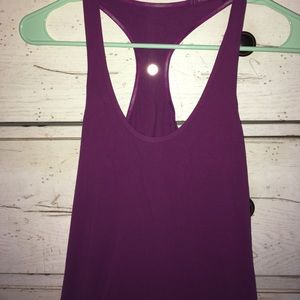 Lululemon tank!